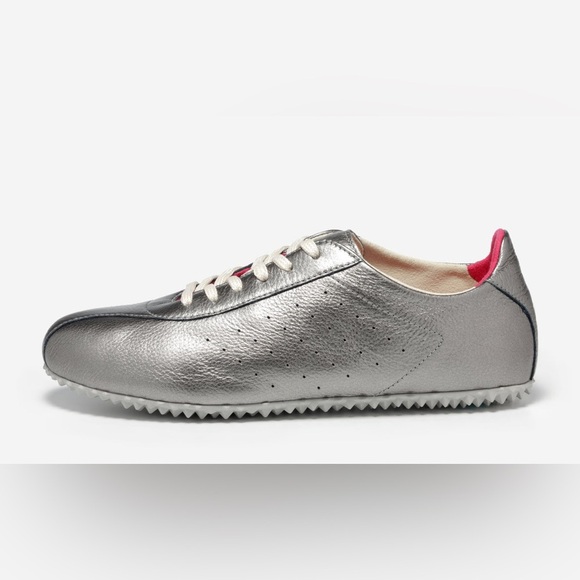 Plae Rockstar Collection Packable Travel Sneaker Size 6 - Picture 3 of 15